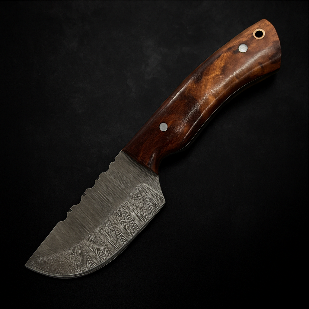 Exquisite Handmade Damascus Steel Fixed Blade Skinner Knife with Elegant Rosewood Handle - Wildland Blades