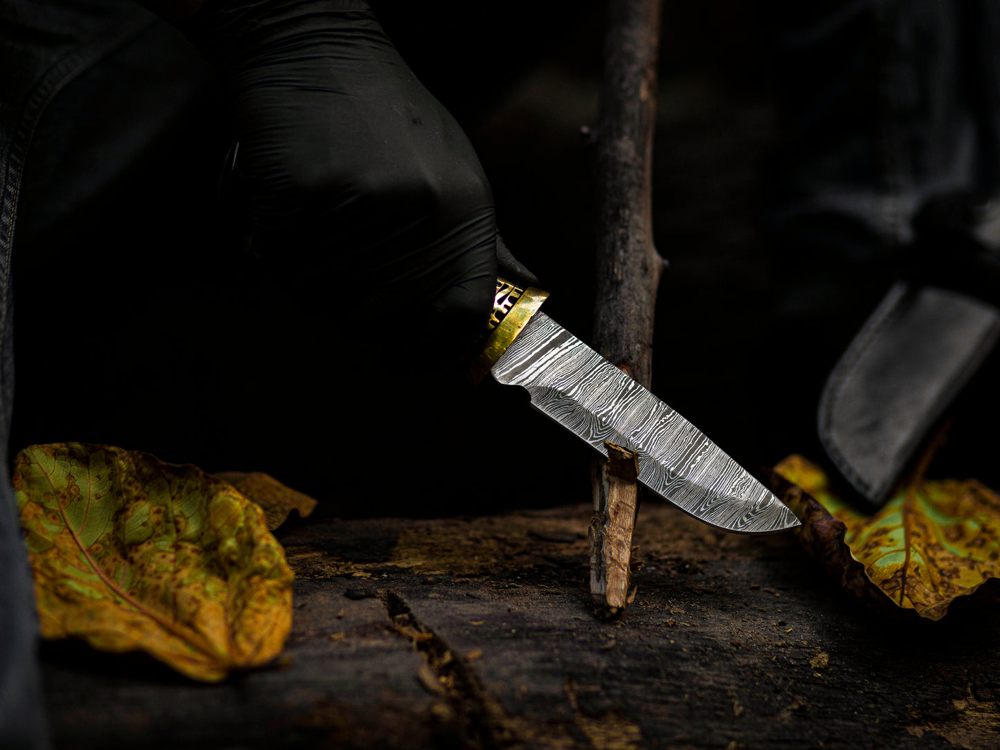 The Red Viper: Damascus Steel Fixed Blade Knife with Ebony and Red Wood Handle - Wildland Blades