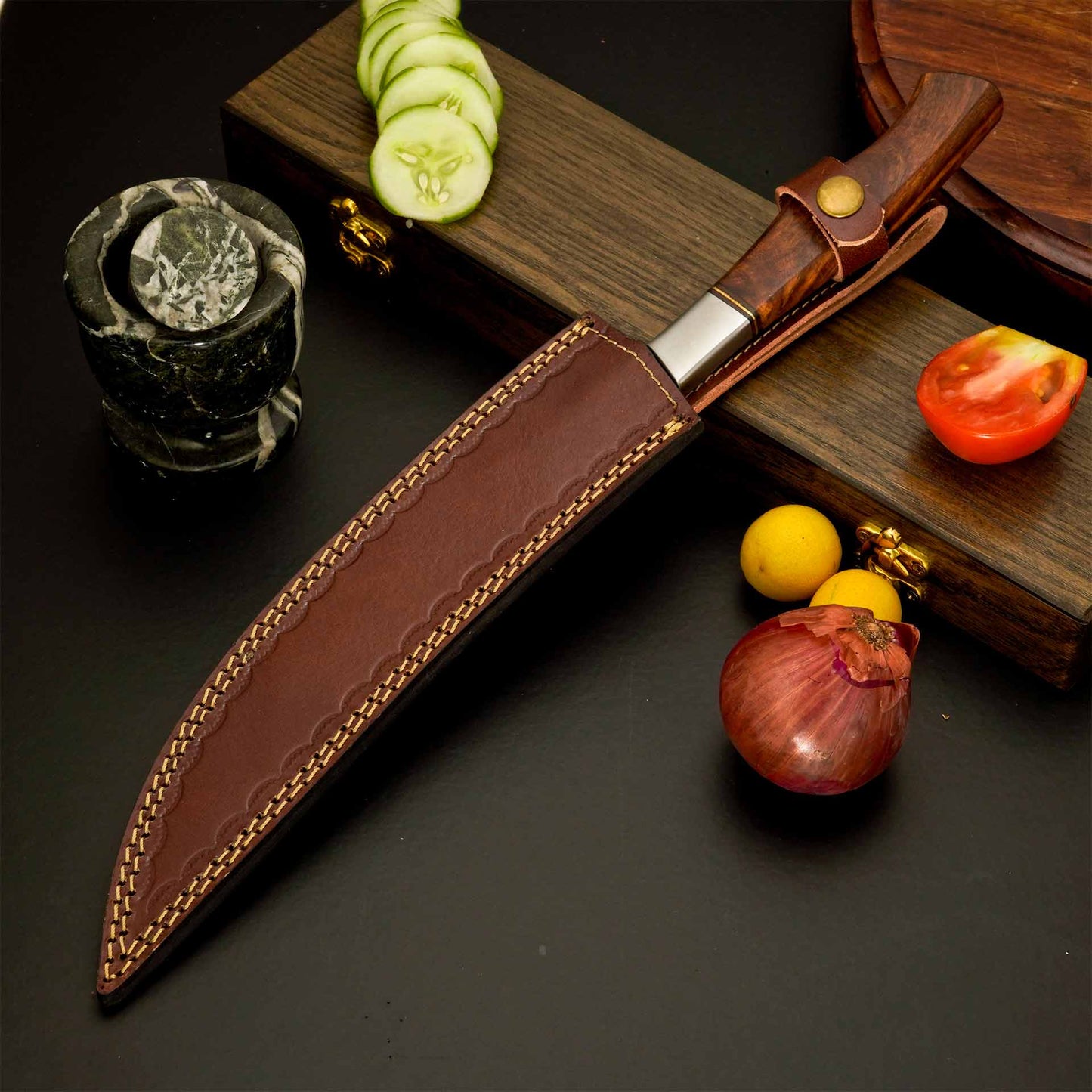 The Desert Serpent – Damascus Knife with Wood Handle