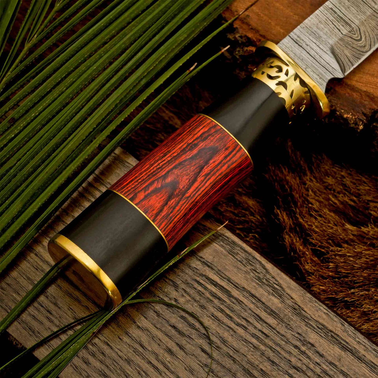 The Red Viper – Rosewood Handle Knife with Ebony & Red Wood