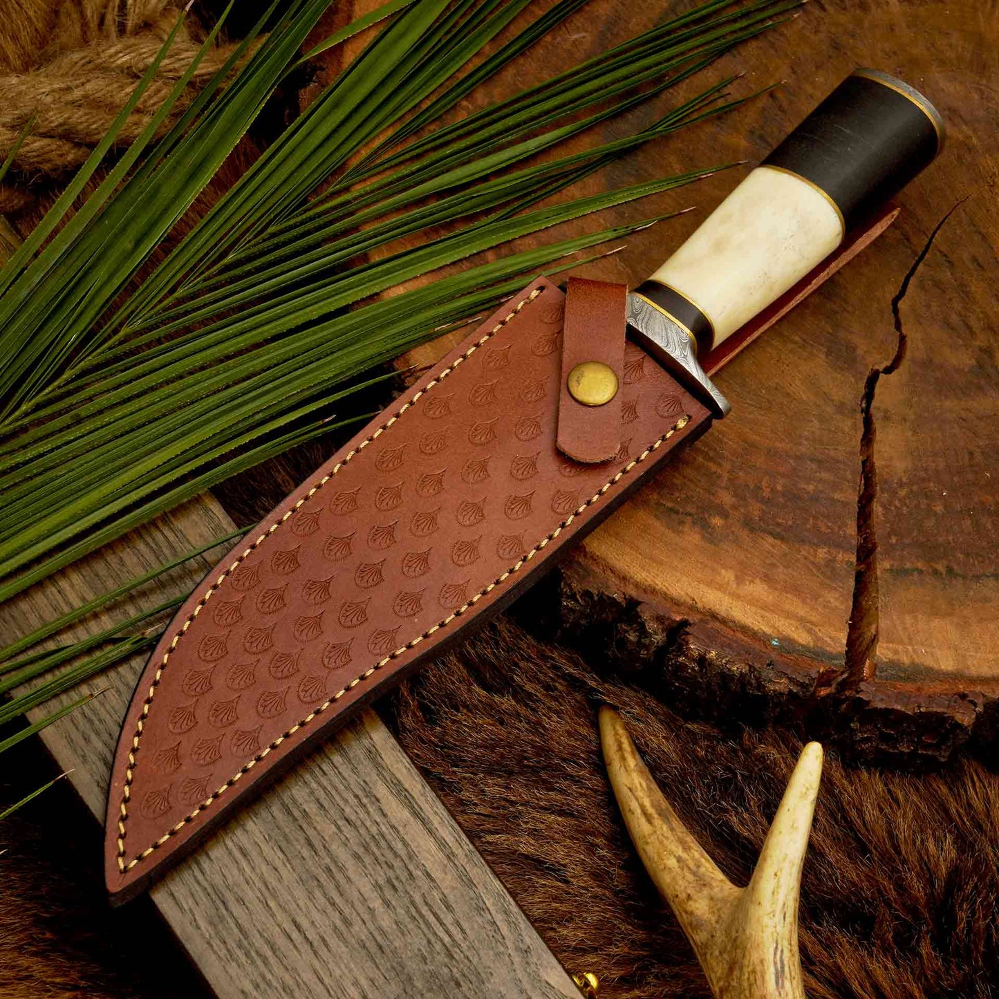 The Hornet's Strike - Bone Handle Knife with Brass Guard