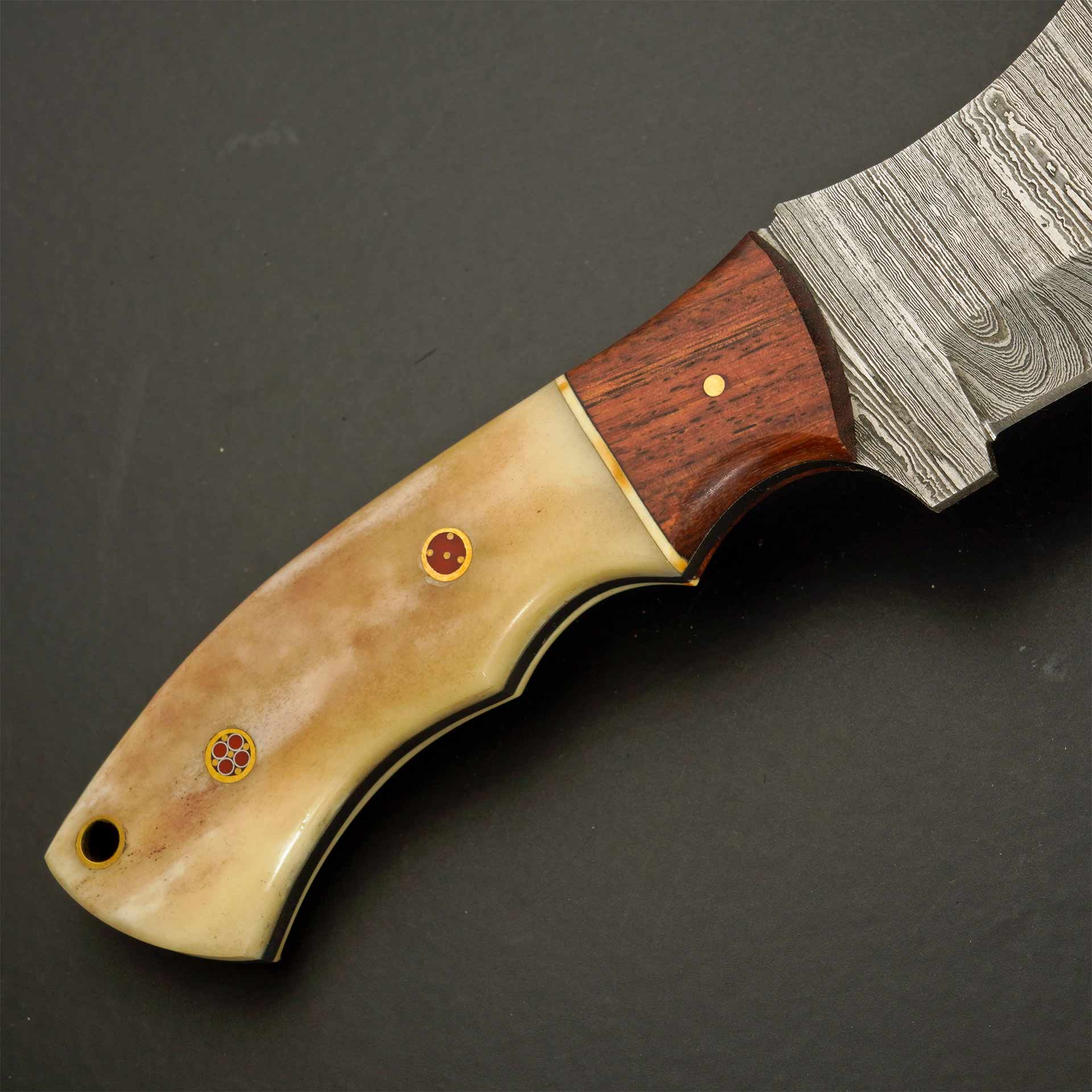 Wilderness Hunter & Camper | Damascus Knife for Hunters