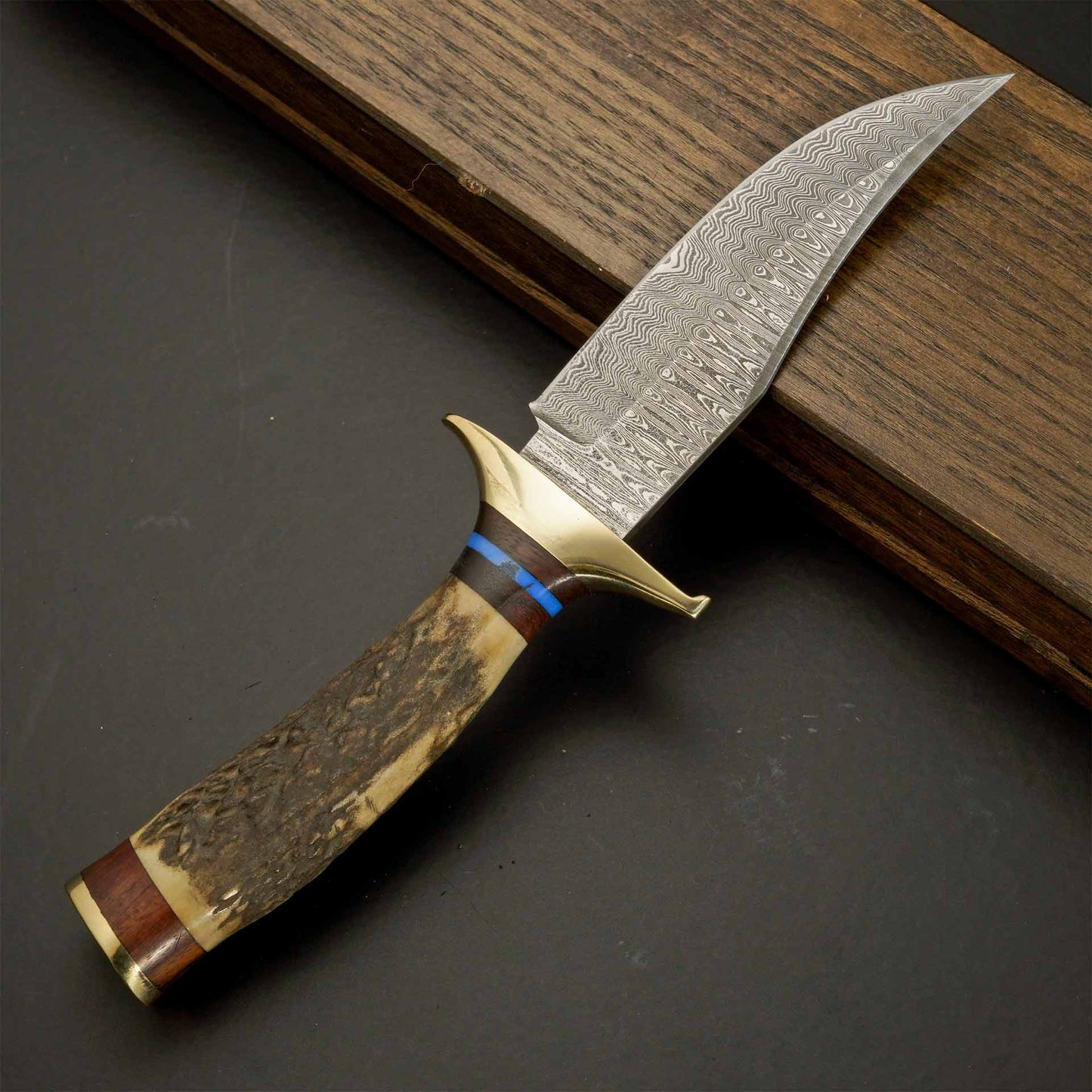 The Stag Spirit – Stag Handle Knife with Brass Guard Handle