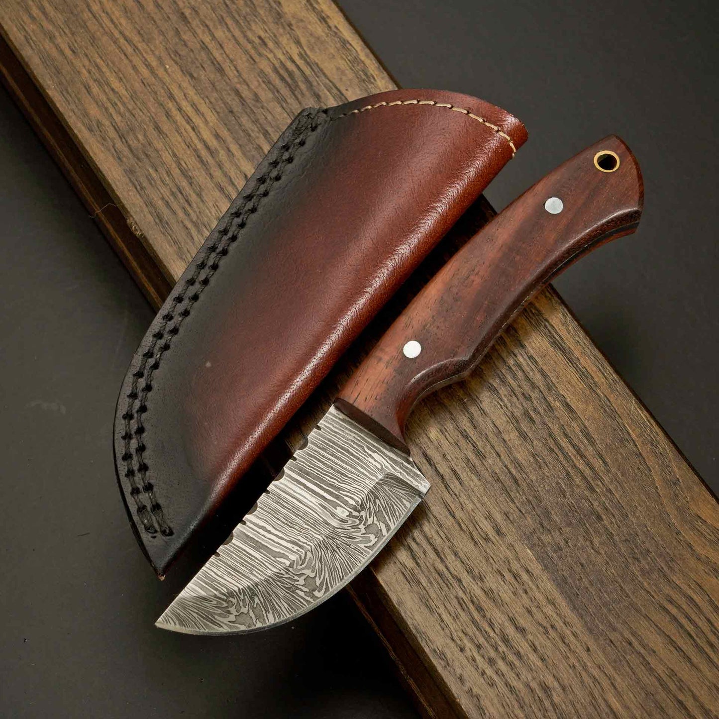Exquisite Damascus Skinner | Rosewood Handle Knife
