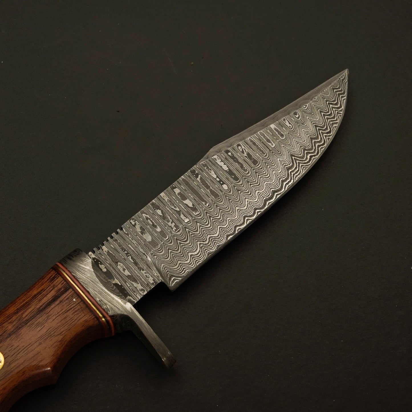 Hand-Forged Damascus Survival Knife with 4.5″ Fixed Blade Design - Wildland Blades