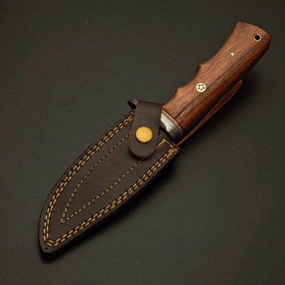 Hand-Forged Damascus Survival Knife with 4.5″ Fixed Blade Design - Wildland Blades