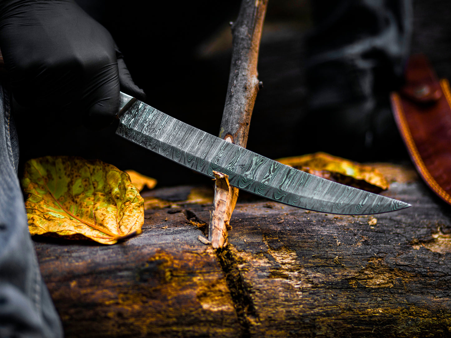 The Desert Serpent: Hand-Forged Damascus Steel Knife with Polished Wood Handle - Wildland Blades