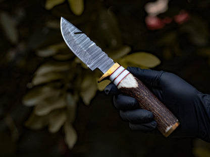 8" Hand forged full tang Damascus Steel Hooked Camping Knife with Stag Horn Handle - Wildland Blades